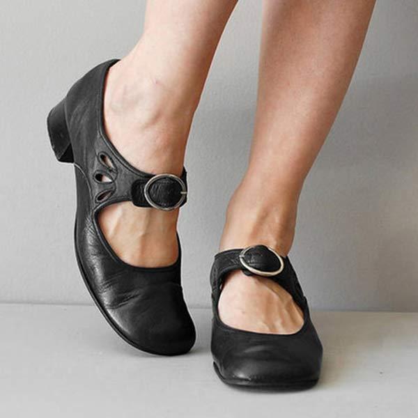 Black / 10