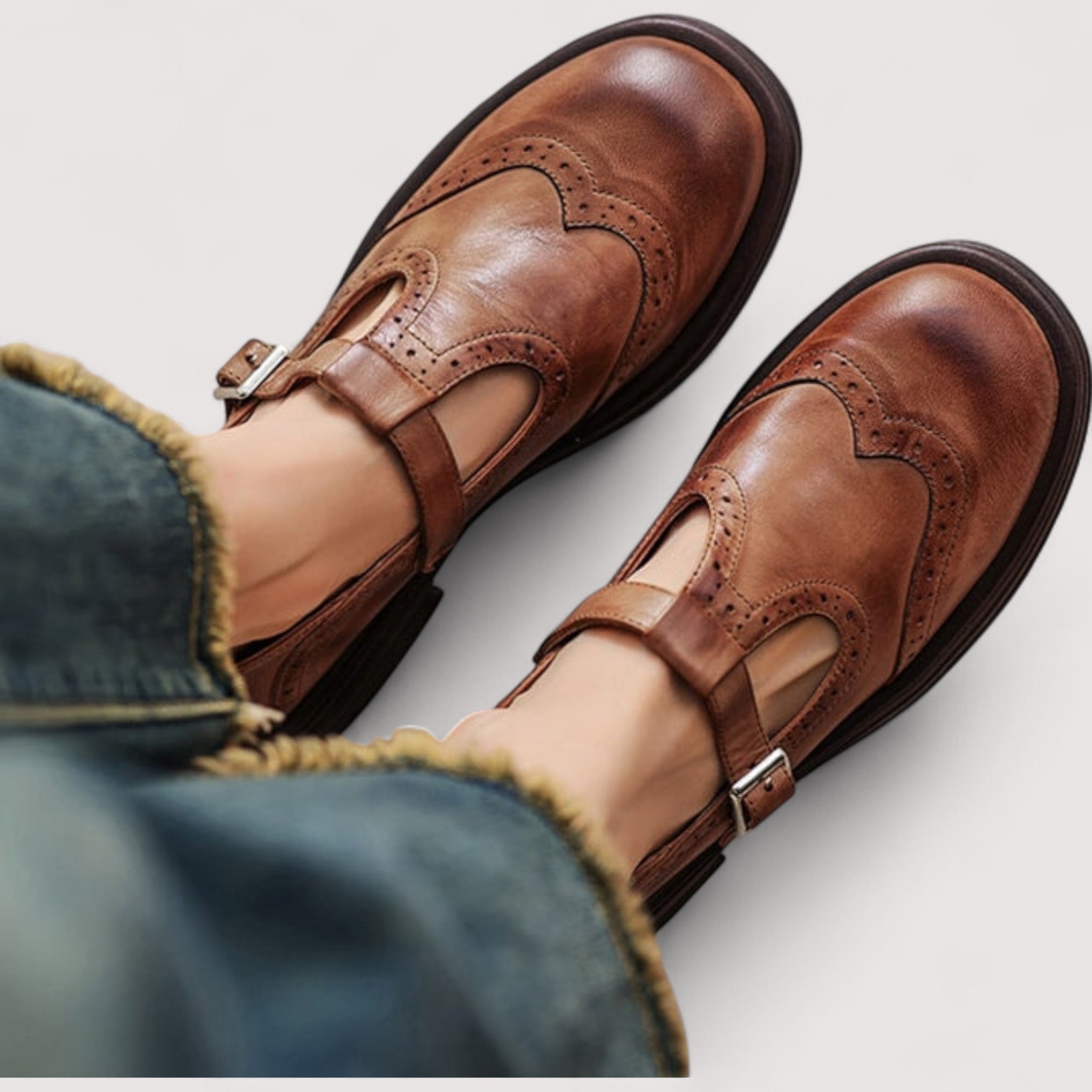 Brown (Almost sold out) / 6